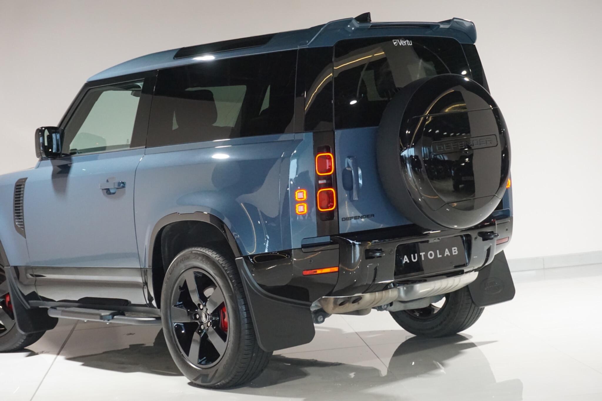 Land Rover Defender 90 3.0 D250 MHEV X-Dynamic HSE SUV 3dr Diesel Auto 4WD Euro 6 (s/s) (250 ps)